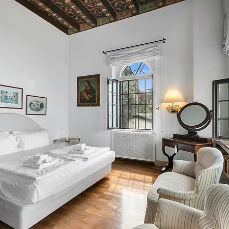 Villa Schlosser Front & Private Pool