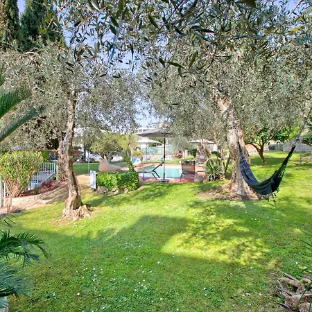 Schlosser Front & Private Pool * מאלצ'סינה