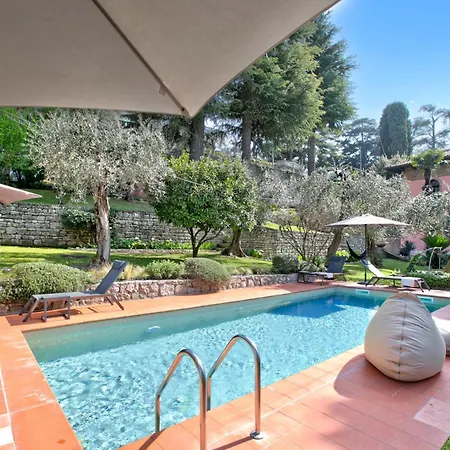 Schlosser Front & Private Pool *