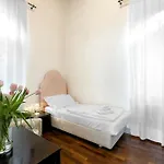 Villa Schlosser Front & Private Pool Malcesine