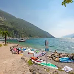 Villa Schlosser Front & Private Pool Malcesine