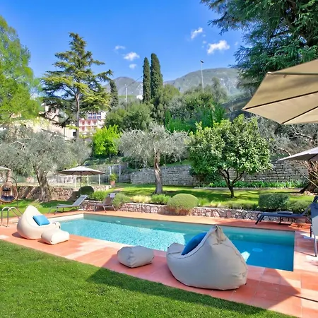 Schlosser Front & Private Pool * מאלצ'סינה