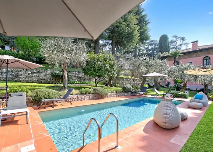 Schlosser Front & Private Pool *