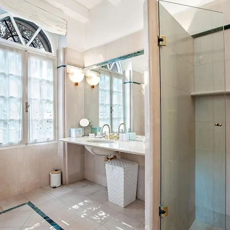 Schlosser Front&private Pool Villa Malcesine